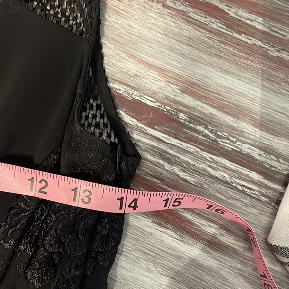 Alc black with lace dress - Picture 14 of 15